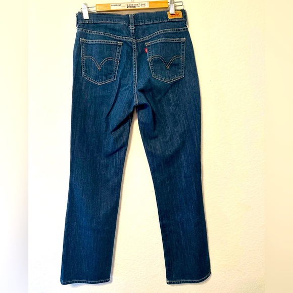Levi's Denim - Womens Levis 505 Size 6